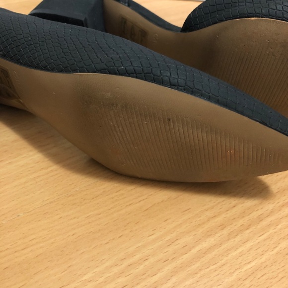 Call It Spring | Black vegan leather pumps Size 6 - Picture 7 of 7